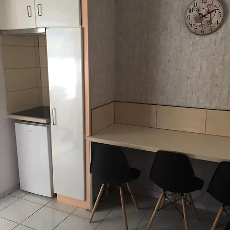 Kostas Néa Péramos